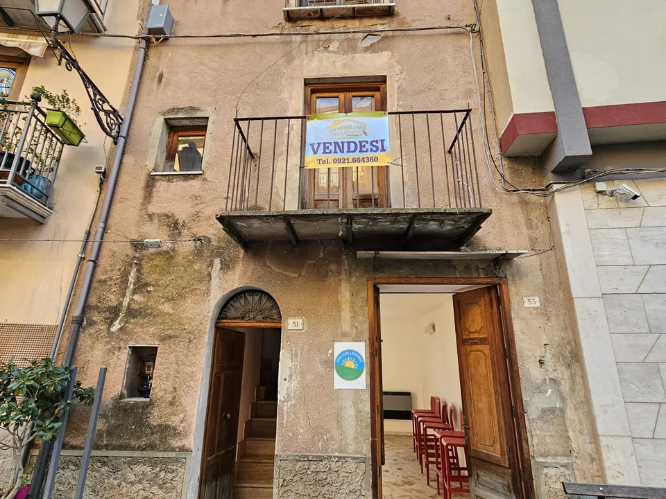 Dorfhaus in Collesano, Palermo - Foto 1